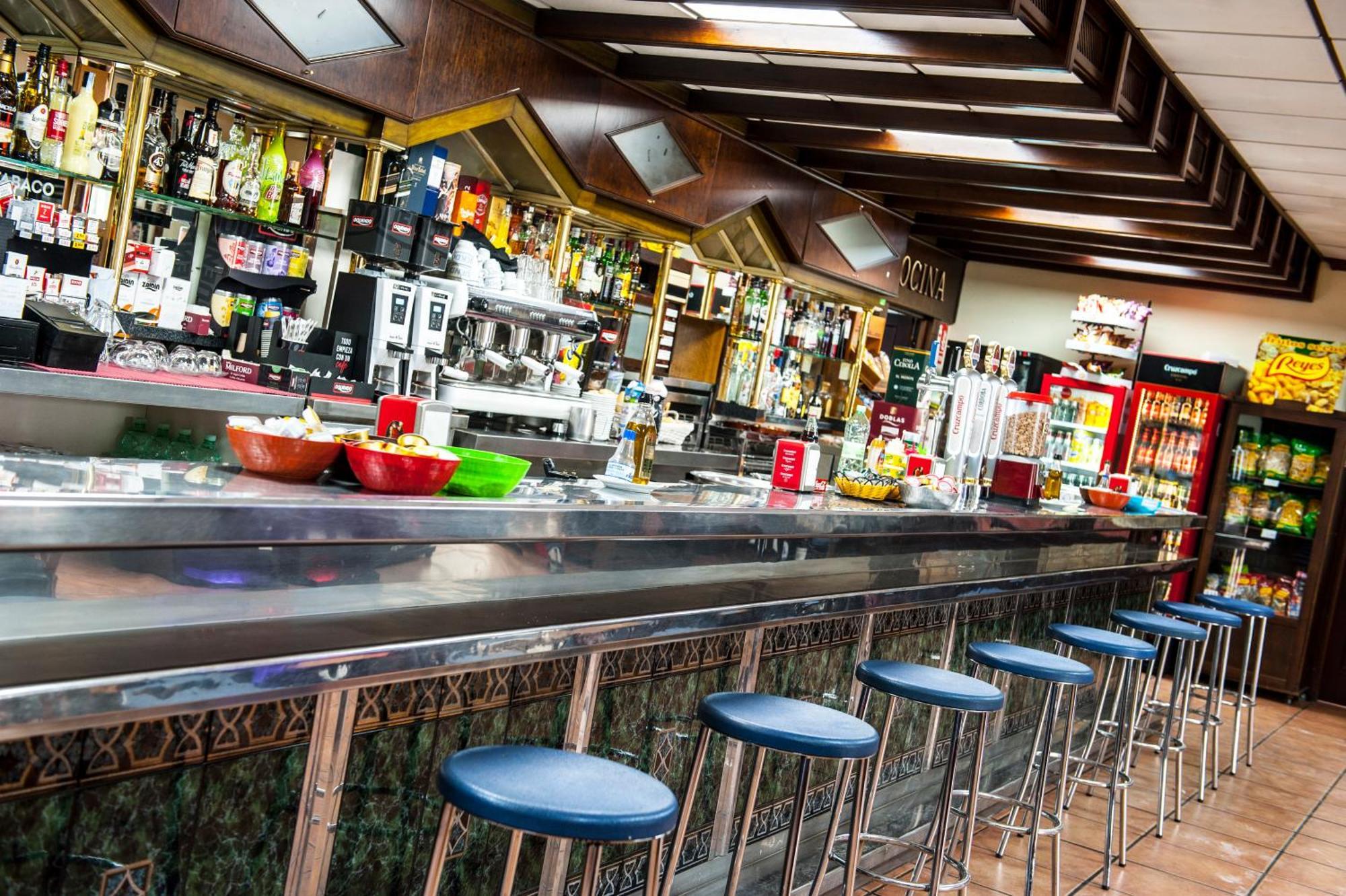 לוסנה Hostal Las Palomas מראה חיצוני תמונה
