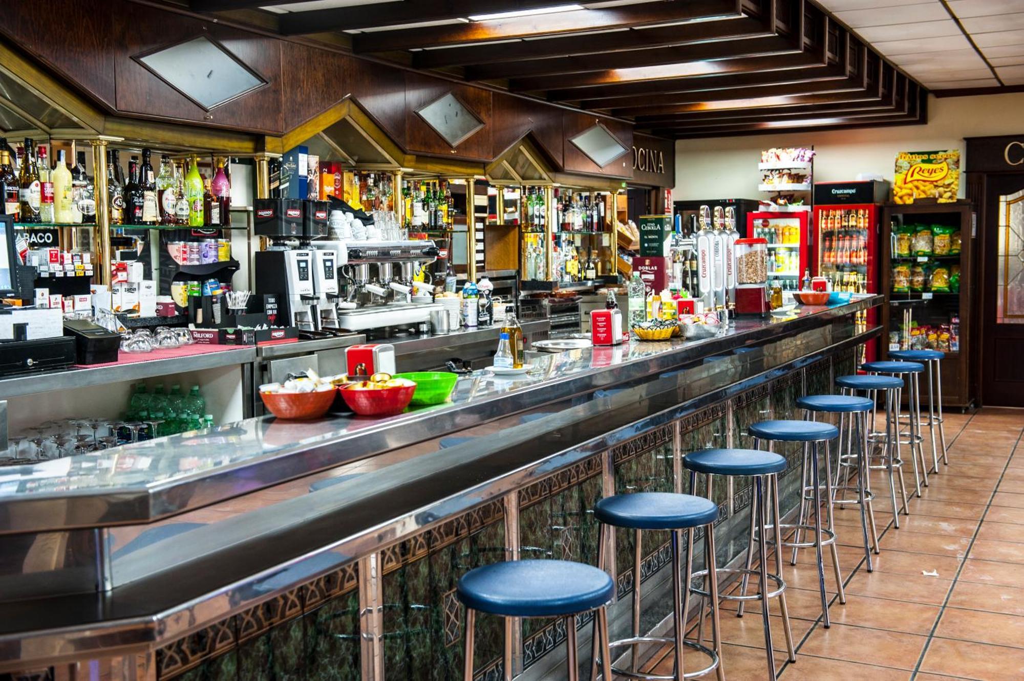 לוסנה Hostal Las Palomas מראה חיצוני תמונה